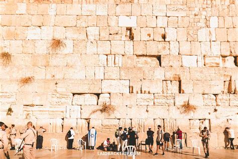 How to Visit the Western Wall in Jerusalem — LAIDBACK TRIP