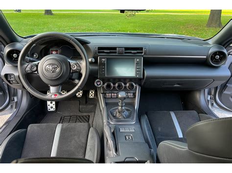 2025 Toyota GR86: 69 Interior Photos | U.S. News