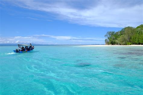 10 Papua Best Beaches | Authentic Indonesia Blog