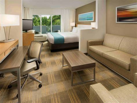 Hotels Near Doral, Florida | Holiday Inn Miami-Doral Area