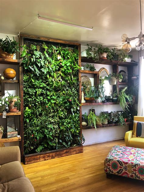 Vertical Gardens Are the Ideal Small-Space Solution—Here Are 11 Ideas ...