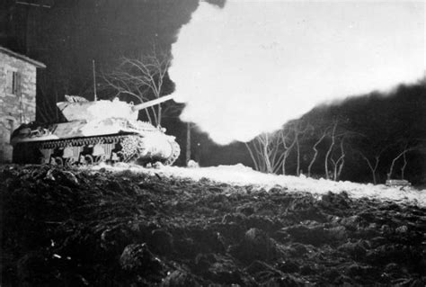 Pin by Michael Power on WWII combat | M10 tank destroyer, Tank ...