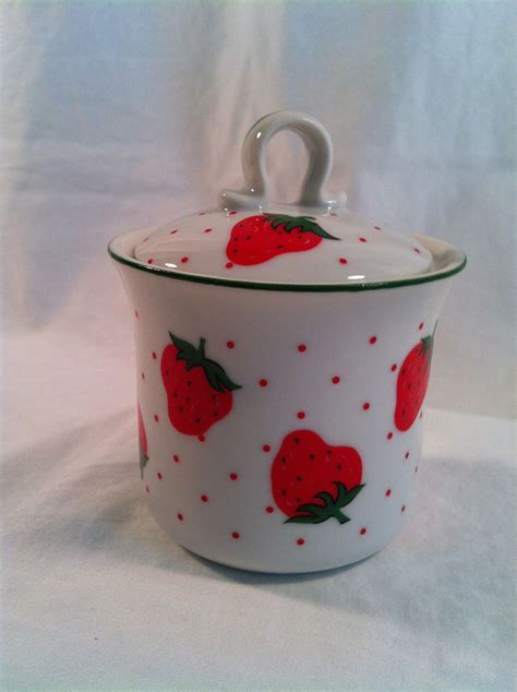 Vintage strawberry ceramic sugar bowl with lid, made in Japan | Ceramic ...