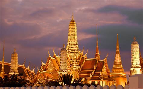 Wat Rachanutdha Temple Bangkok Thailand - HooDoo Wallpaper