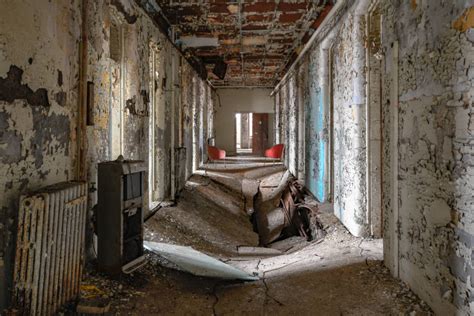 A Look at the World’s Creepiest Abandoned Places – Hottest LifeStyle ...