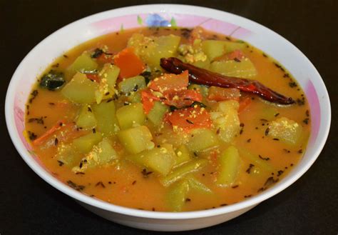 How to Make Bottle Gourd Curry Using Yogurt - Delishably