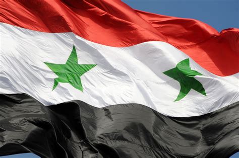 File:The flag of Syrian Arab Republic Damascus, Syria.jpg - Wikimedia ...