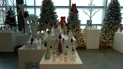 Corning Museum of Glass celebrates holiday season | WETM - MyTwinTiers.com