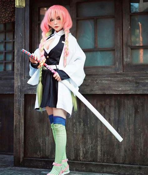 Pin em Cosplay Kimetsu no Yaiba