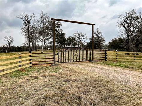 Ranch Gates & Entrances, Metal Ranch Gates | TX Ranch Resources