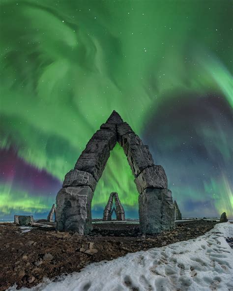 Vivid Photographs by Cari Letelier Follow the Aurora Borealis Across ...