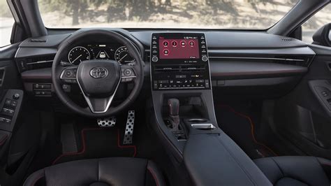 2020 Toyota Avalon TRD interior - Motor Trend en Español