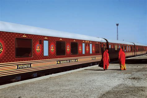 Maharajas Express Pictures - Image Gallery of Luxury Train