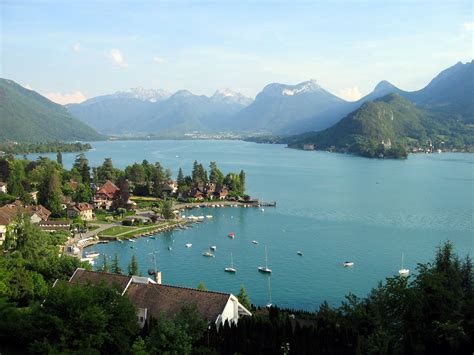 Lake Annecy, French Alps ωнιмѕу ѕαη∂у | BAIE DE TALLOIRES | Pinterest ...