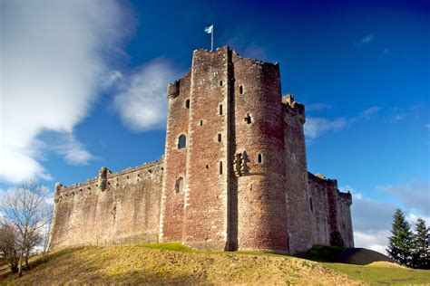 Doune Castle: Steamie: Galleries: Digital Photography Review : Digital ...