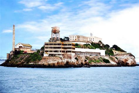 Alcatraz Museum | 15 inoffizielle, künstliche Weltwunder | OrangeSmile.com