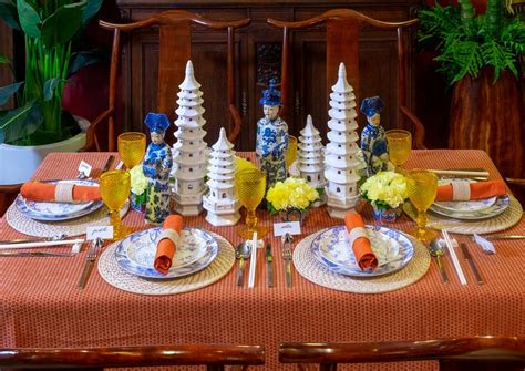 Chinoiserie Cheer: Here's How to Set Up Your Table for Chinese New Year ...