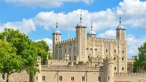 Tower of London, London - Book Tickets & Tours | GetYourGuide