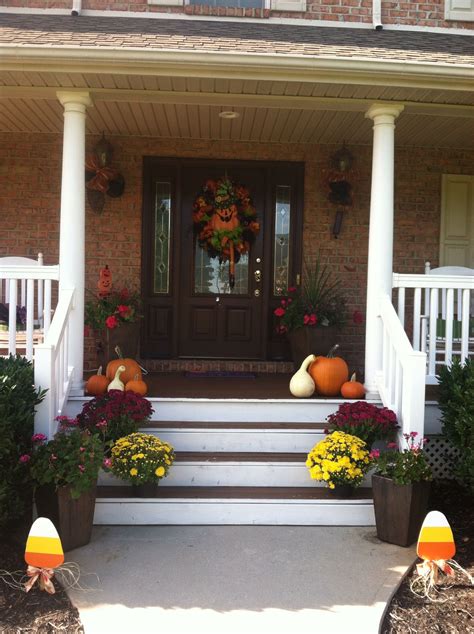 Outside Fall Decor | Fall festival decorations, Fall halloween decor ...