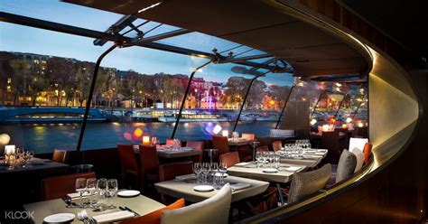 Seine River Lunch and Dinner Cruise by Bateaux Parisiens