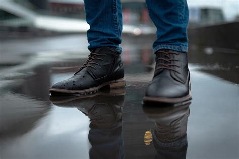 How to Waterproof Leather Boots and Shoes | Shoesimpact.com