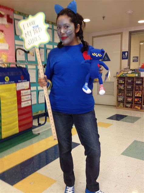 Pete The Cat Halloween Book - Petspare