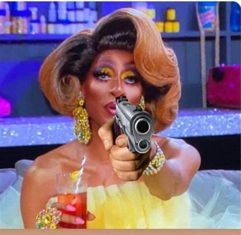 RuPaul's Drag Race on Twitter in 2021 | Rupauls drag race meme, Rupauls ...