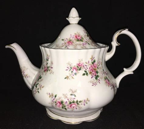 Royal Albert Bone China Tea Pot, Lavender Rose