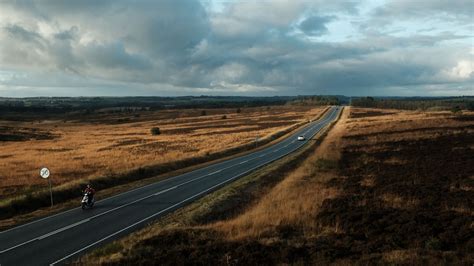 Download wallpaper 2560x1440 road, marking, fields, country widescreen ...