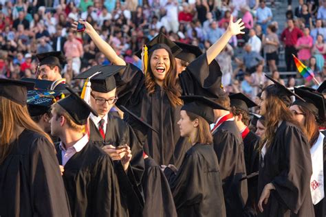 Graduates honored at spring Commencement ceremony | UGAnews ...