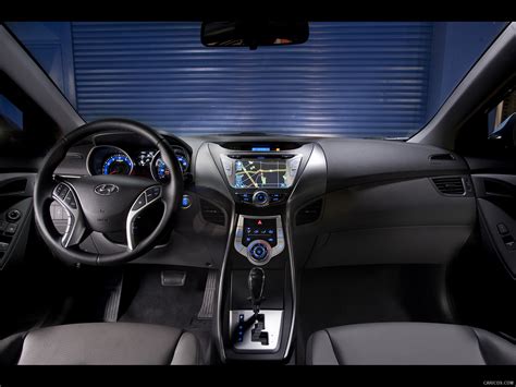 Hyundai Elantra (2012) | Interior