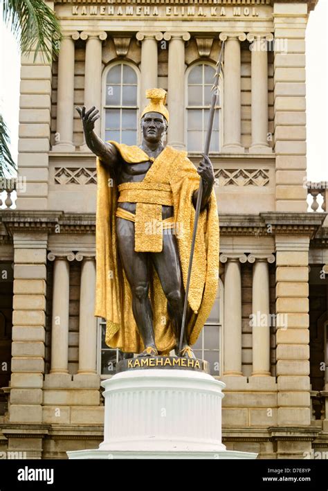 King Kamehameha Statue in historic downtown Honolulu Stock Photo - Alamy