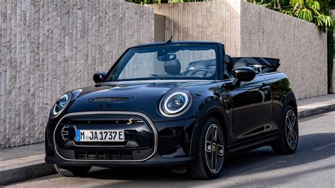 2023 Mini Cooper SE Convertible EV Debuts For Limited Production In Europe