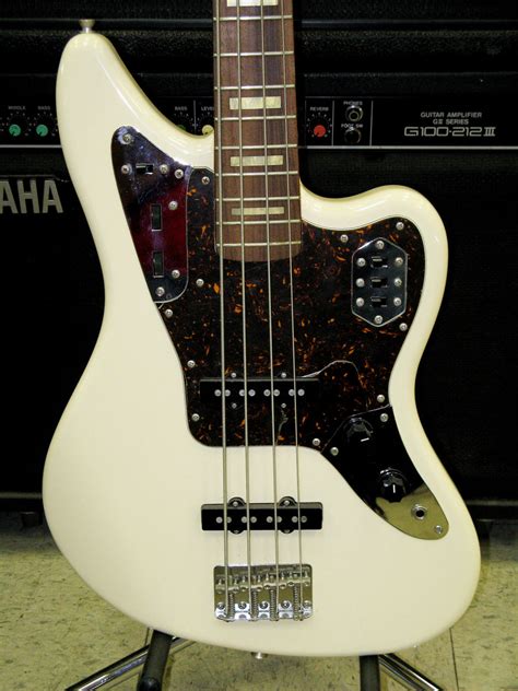 Fender Jaguar Bass Guitar – CPJ