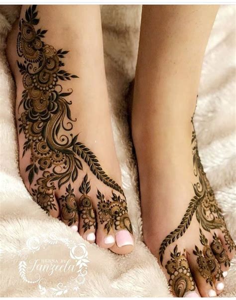 Bridal-Mehendi-Feet - Glossnglitters