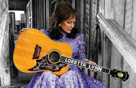 Loretta Lynn, country music icon, dies at 90