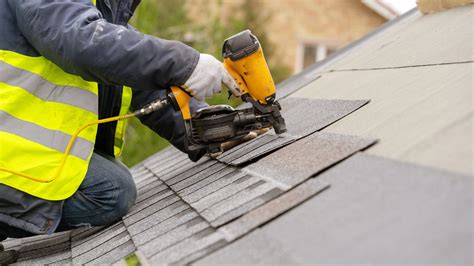 3 Roof Replacement Insurance Claim Tips That You Need to Know