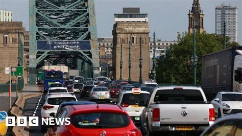 Newcastle city centre Clean Air Zone pollution tolls postponed - BBC News