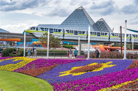 2021 EPCOT Flower & Garden Festival Guide | Menus, Dates & Tips