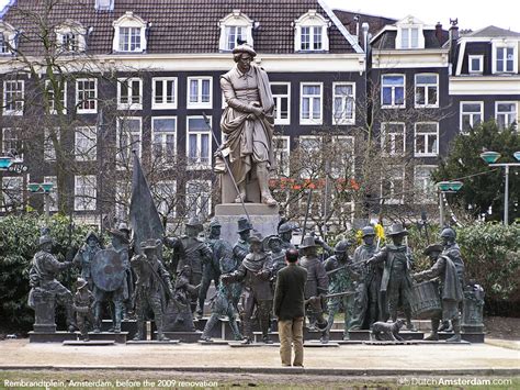 Rembrandtplein (Rembrandt Square) - Amsterdam Tourist Information