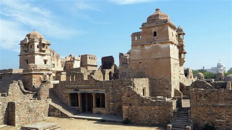 Chittor Fort- History, Timing, Architecture, Entry Fee, Major ...