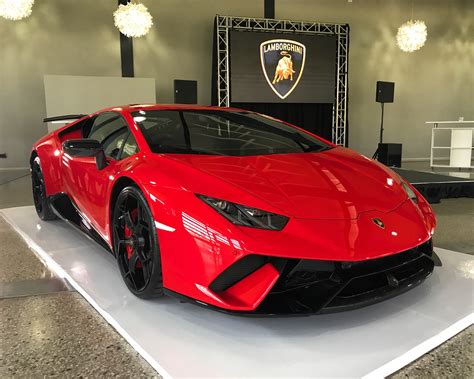 Lamborghini Huracán Performante Shows It's Angry Face In South Africa