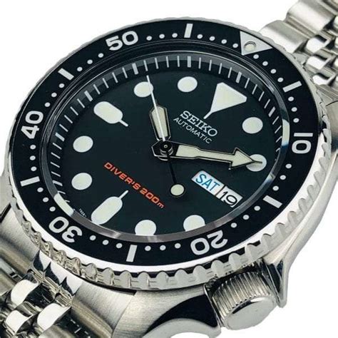 Seiko Divers 200m Automatic Black Dial Stainless Steel Watch SKX007K2