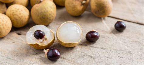 Longan Fruit Nutrition Facts, Health Benefits and Uses - Dr. Axe