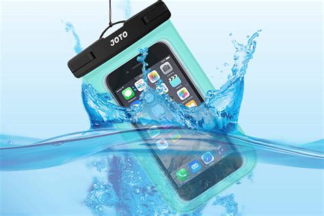 This $9 waterproof phone pouch is a beach day essential