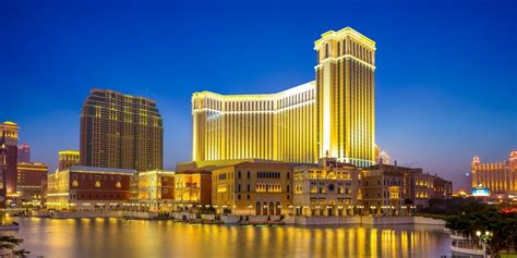 14 Best Casino Hotels in Macau - HotelsCombined 14 Best Casino Hotels ...