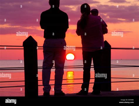 Sunset at the dock of Mile Marker 88, Key Largo, Florida Keys Stock ...