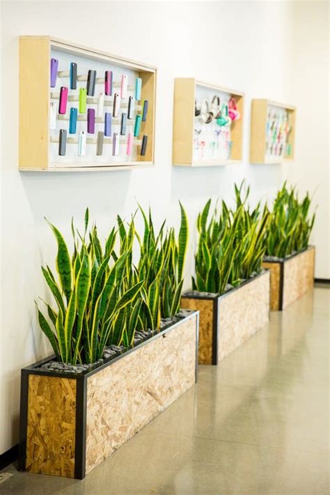 40 Refreshing Indoor Office Garden Installation Ideas | Jardins ...