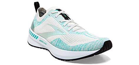 Best Brooks® Shoes for Nurses (September-2024) - Best Shoes Reviews