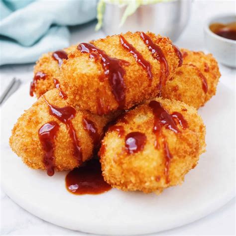 Korokke Japanese Potato Croquettes (Vegetarian) - Christie at Home